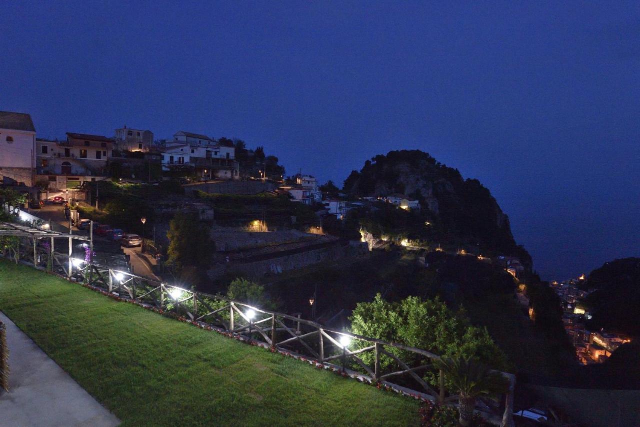 Amalfi Sky View * Scala